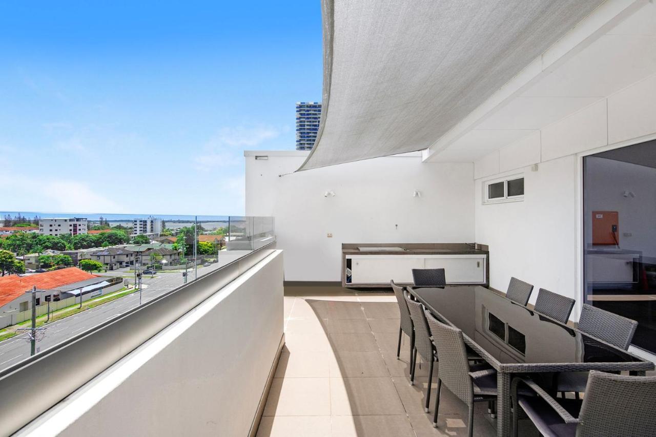 Modern Contemporary Southport Apartment - Coasthm 골드코스트 외부 사진